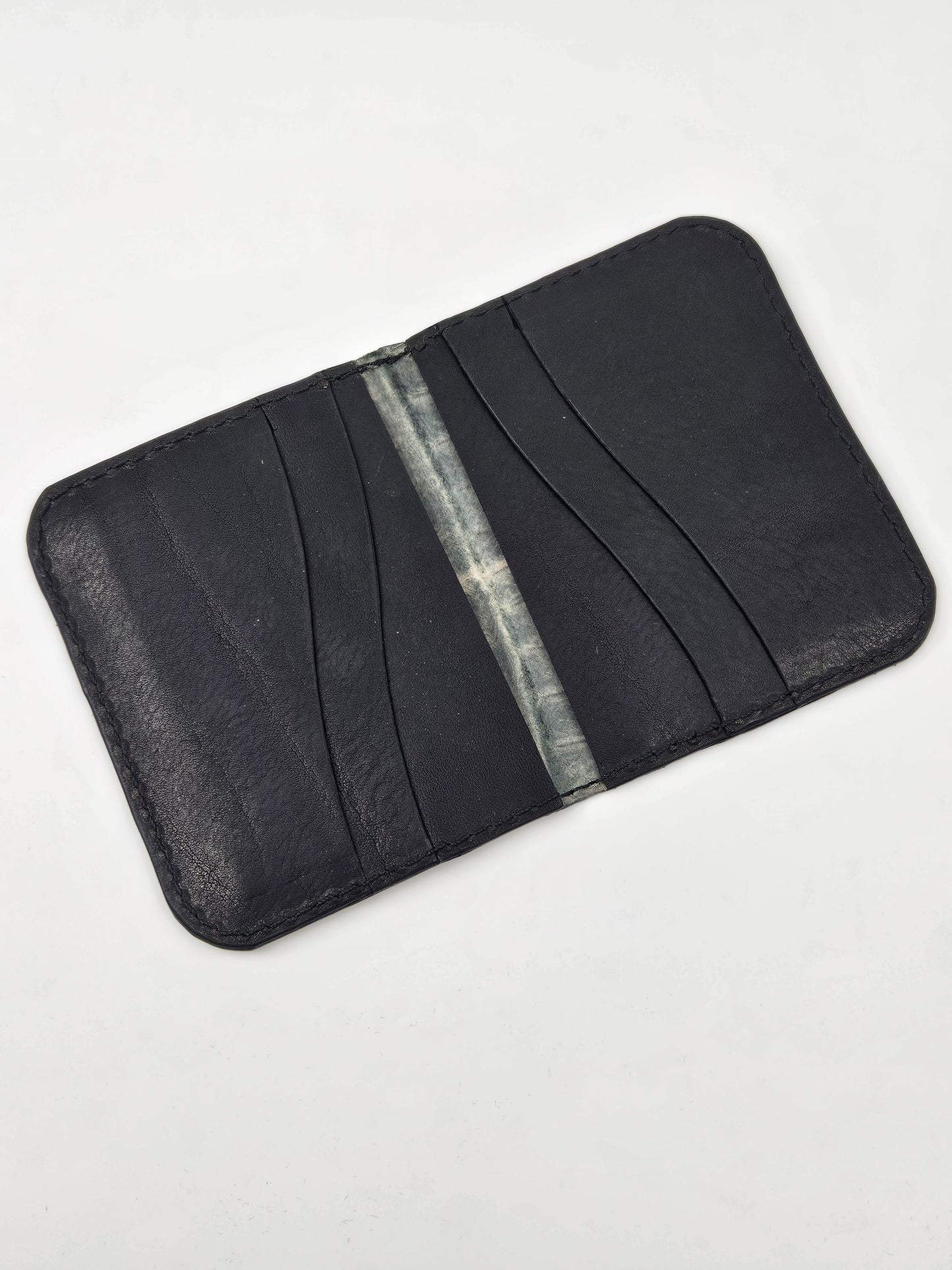 Alligator Minimalist Bi-Fold