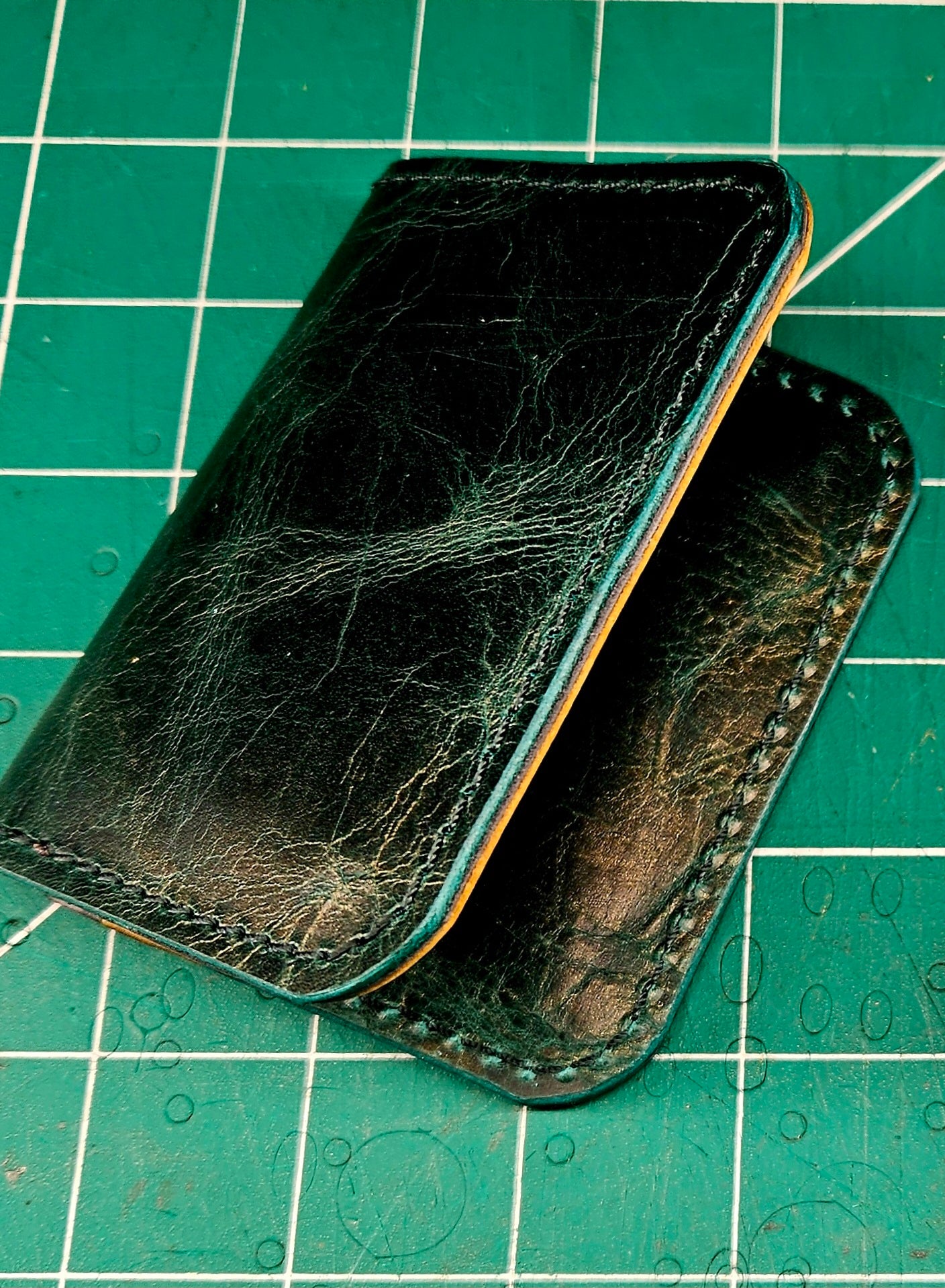 Minimalist Bi-Fold Wallet - Marbled Green & Matte Yellow Colorblock